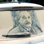 Spalatorie auto Targu Mures: alternativa la desene in praful de pe masina Albert Einstein