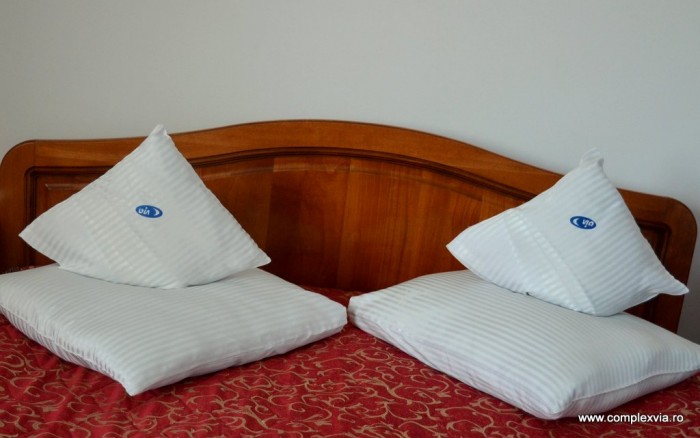 cazare in Targu Mures la Motel Via in camera matrimoniala cu mic dejun inclus intr-o atmosfera calda