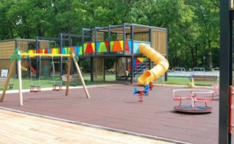 parcul de joaca pentru copii de la platou langa zoo targu mures